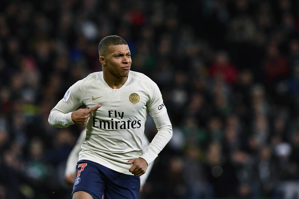 邮报：曼联计划在转会市场全力支持阿莫林 内部认为逐渐走上正路